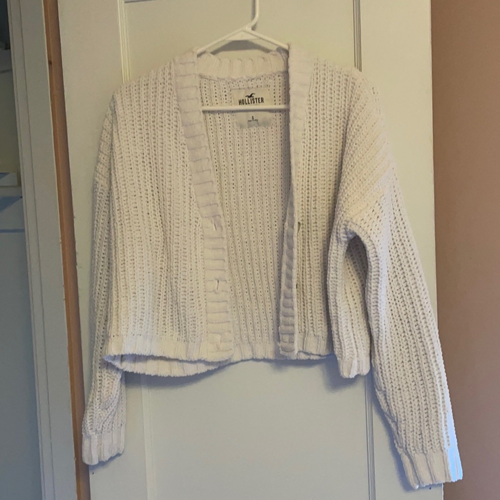White knit sweater from Hollister
